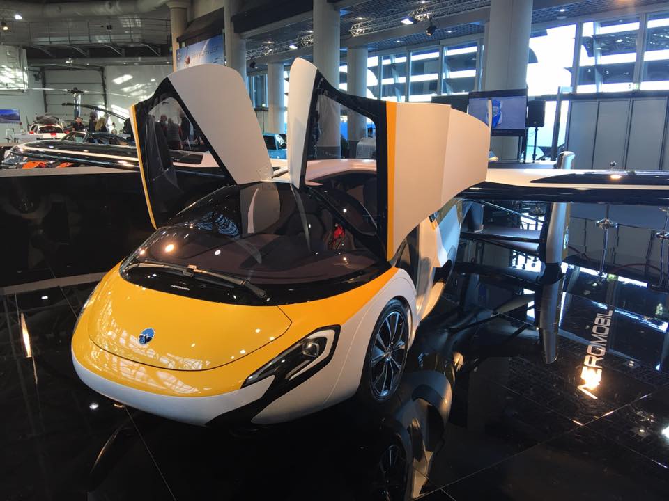 Словацкая компания AEROMOBIL